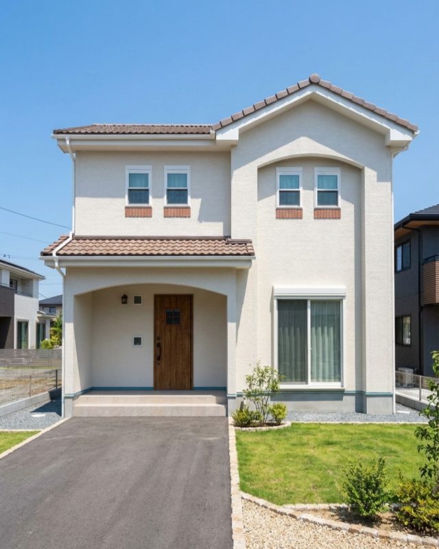 #洋風 の＃かわいいお家 を造ったよ

森家の＃ネッコ わずかな日差しで日向ぼっこ。遮熱サッシ入れてるからあんまり暖かくないと思うが、、、。

✩ ⋆ ✩ ⋆ ✩ ⋆ ✩ ⋆ ✩ ⋆ ✩ ⋆ ✩
アヴィエスホーム
お問い合わせ→ @avieshome.tochigi
✩ ⋆ ✩ ⋆ ✩ ⋆ ✩ ⋆ ✩ ⋆ ✩ ⋆ ✩

📞 0285-32-6322

土地探しから家づくりまで
まるっと『ワンストップ対応』✨
自社施工100%で安心の家づくりをしています🏡

#アヴィエスホーム
#AVIESHOME
#栃木の工務店
#健康住宅

#健康ローコスト住宅
#家事がラクな家

#子育て世代の家づくり

#新婚夫婦の家

#ナチュラルな暮らし

#ナチュラルインテリア

#家事動線

#回遊動線

#収納上手な家

#平屋のある暮らし
#マイホーム計画

#マイホーム記録

#注文住宅新築

#工務店とつくる家

#暮らしを楽しむ

#モデルハウス見学

#ルームツアー