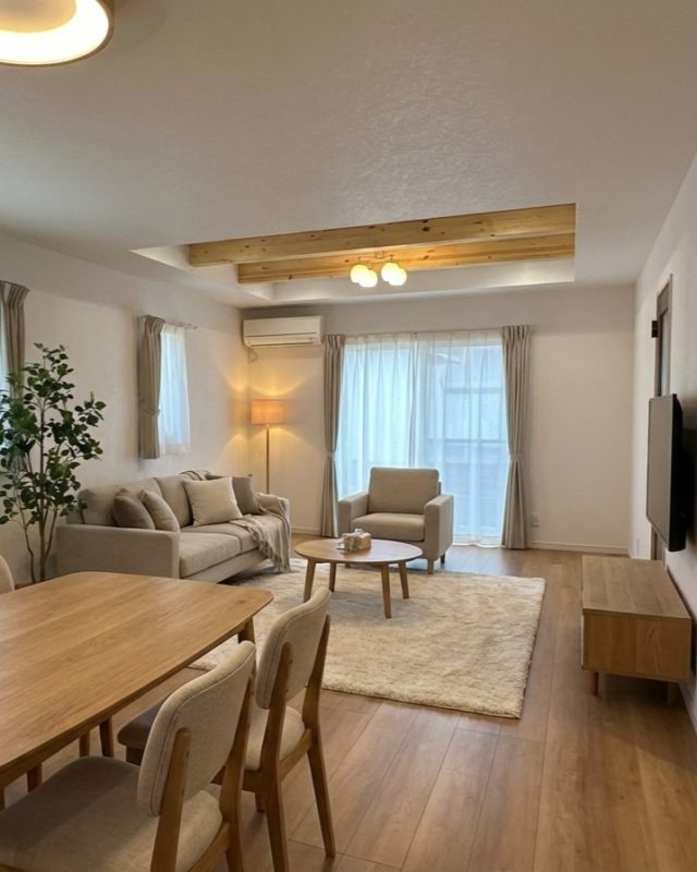 ＃折り上げ天井 のあるお家を造ったよ('ω')

森家の＃ネッコ 雪大喜び、１日２回の外パトロール

✩ ⋆ ✩ ⋆ ✩ ⋆ ✩ ⋆ ✩ ⋆ ✩ ⋆ ✩
アヴィエスホーム
お問い合わせ→ @avieshome.tochigi
✩ ⋆ ✩ ⋆ ✩ ⋆ ✩ ⋆ ✩ ⋆ ✩ ⋆ ✩

📞 0285-32-6322

土地探しから家づくりまで
まるっと『ワンストップ対応』✨
自社施工100%で安心の家づくりをしています🏡

#アヴィエスホーム
#AVIESHOME
#栃木の工務店
#健康住宅

#健康ローコスト住宅
#家事がラクな家

#子育て世代の家づくり

#新婚夫婦の家

#ナチュラルな暮らし

#ナチュラルインテリア

#家事動線

#回遊動線

#収納上手な家

#平屋のある暮らし
#マイホーム計画

#マイホーム記録

#注文住宅新築

#工務店とつくる家

#暮らしを楽しむ

#モデルハウス見学

#ルームツアー